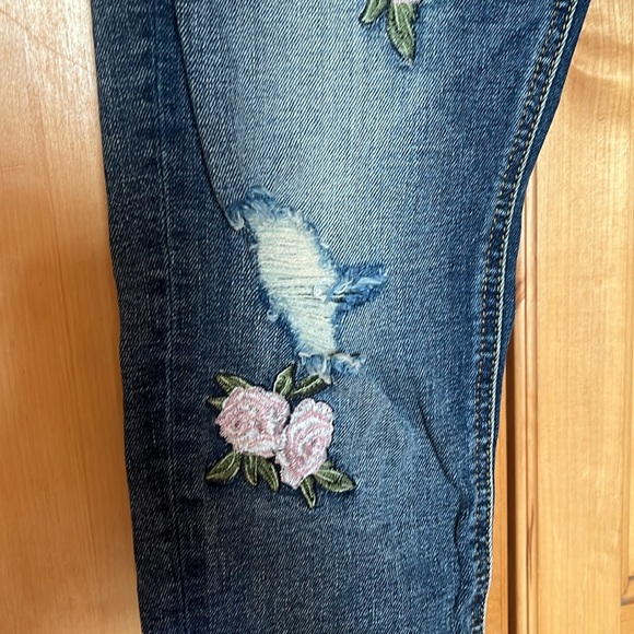 Miss Me Ankle Skinny Jeans - Picture 4 of 8